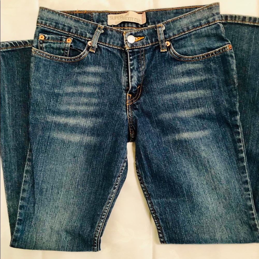 Levi’s 518 women’s boot cut jeans